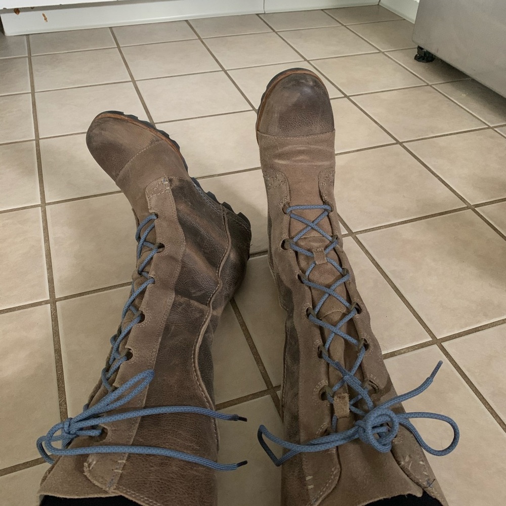 Knee high sorel lace up wedge boots